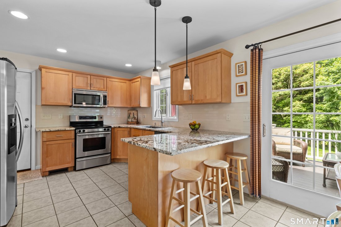 House in Portland, Connecticut, United States 4 - 18041318