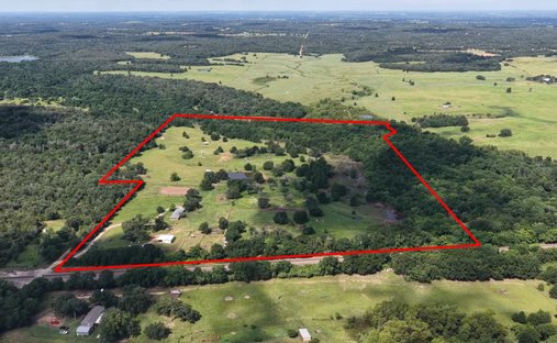 Farm Ranch in Milano, Texas, United States 1