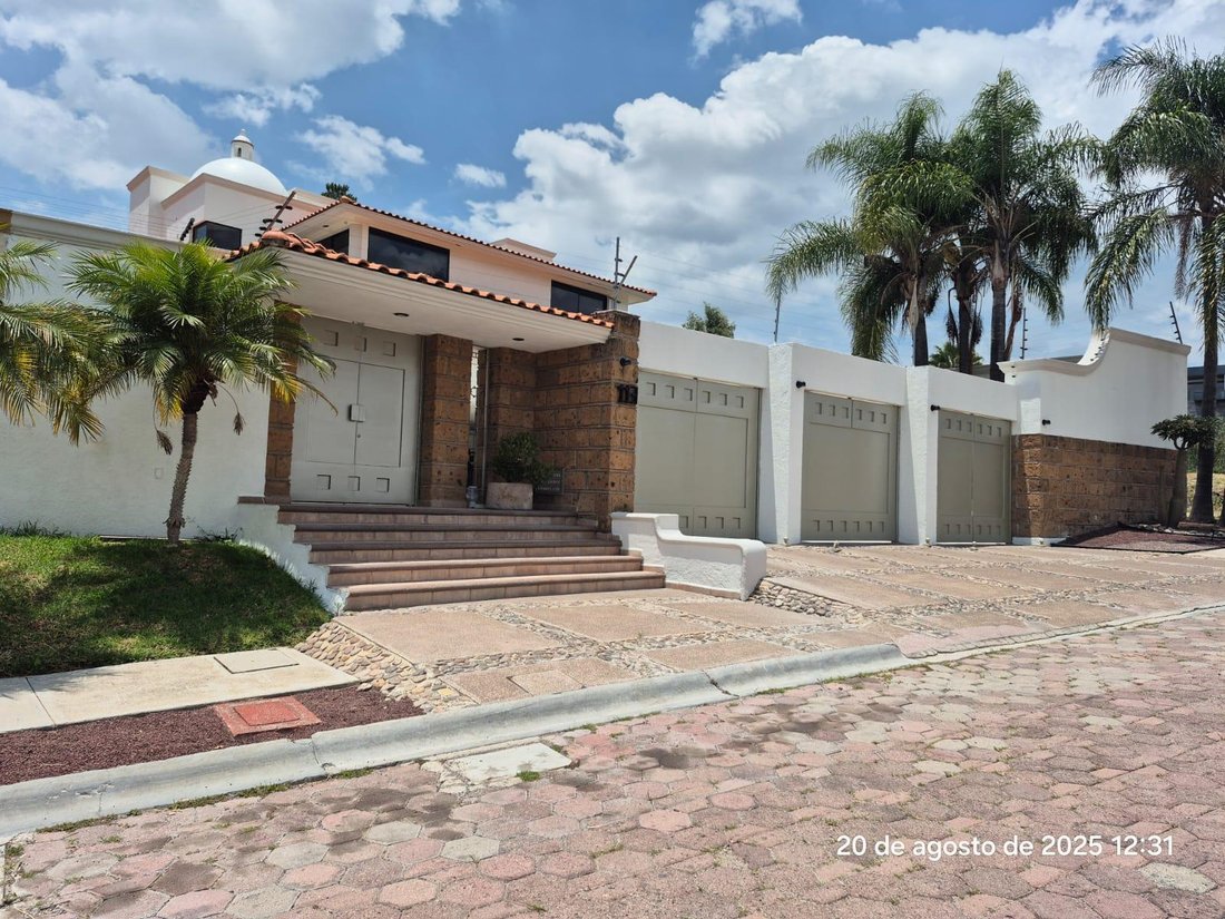 House in El Molino Residencial, Guanajuato, Mexico 2 - 18040004
