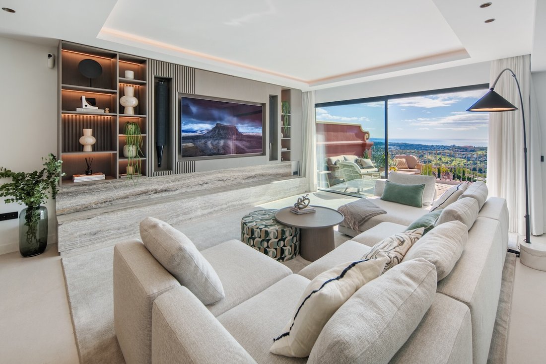 Penthouse in Marbella, Andalusia, Spain 2 - 18044526