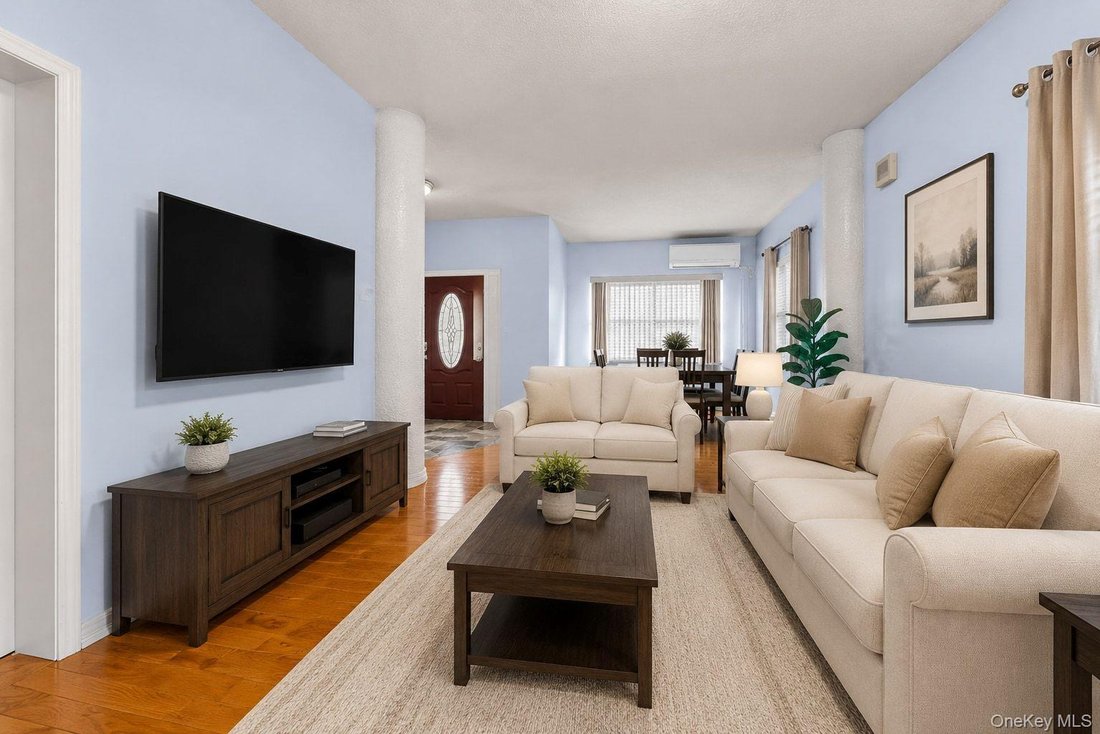 House in New York, New York, United States 4 - 18042226