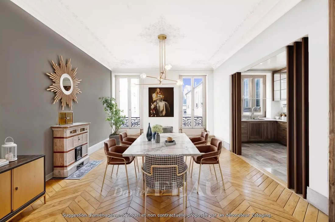 Apartment in Notre Dame, Versailles, France 4 - 18047243