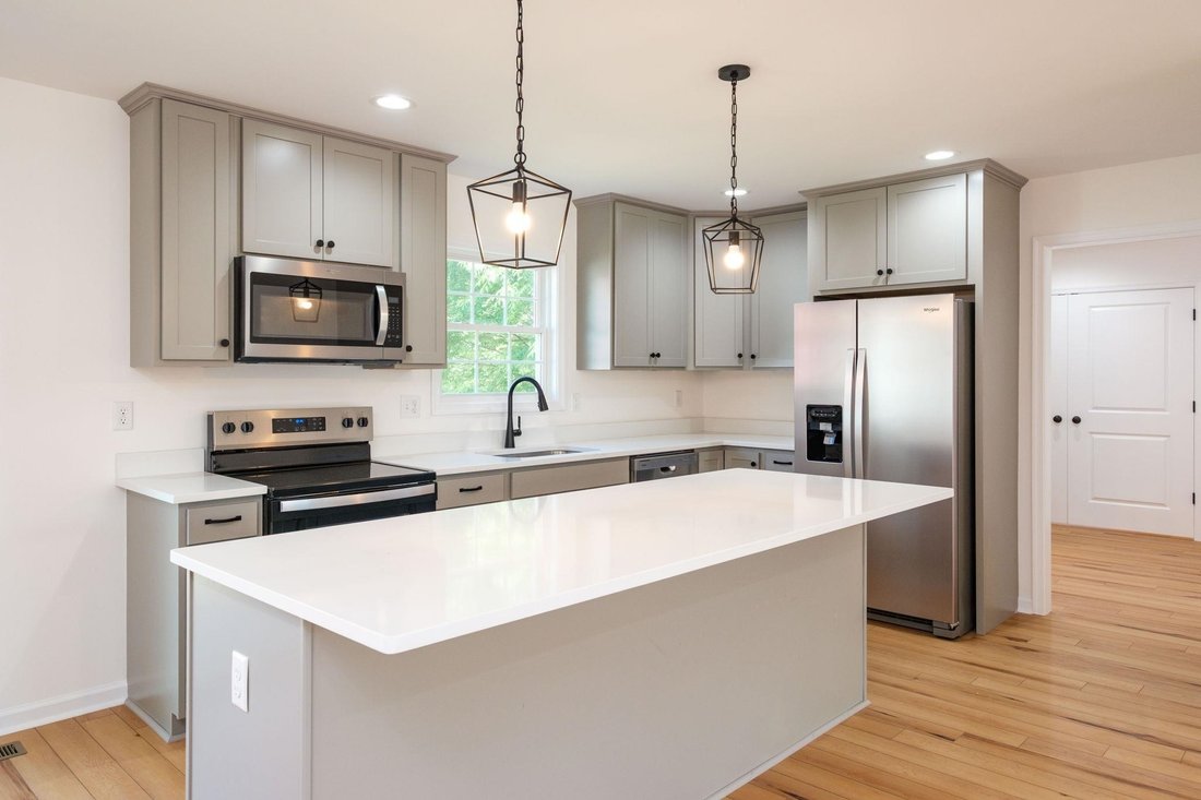 House in Fishersville, Virginia, United States 3 - 18036031