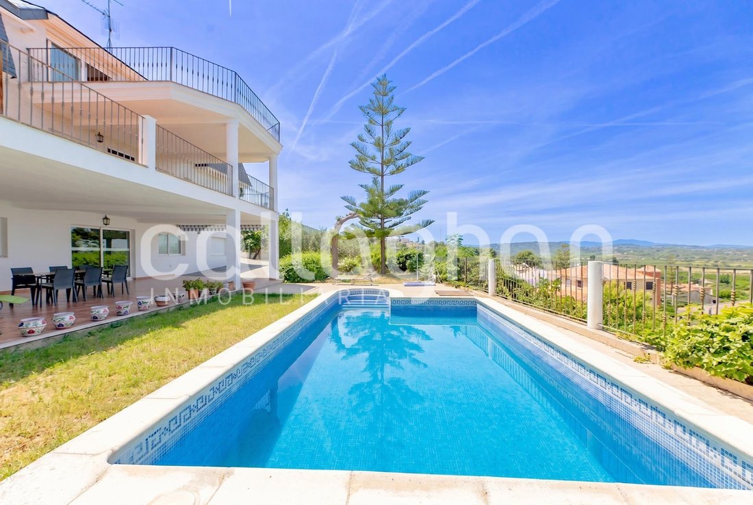 Villa in Chiva, Valencian Community, Spain 3 - 18041198