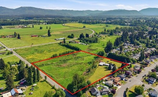 House in Arlington, Washington, United States 1