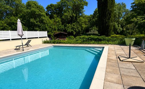 Villa à Saint-Jean-de-Crieulon, Occitanie, France 1