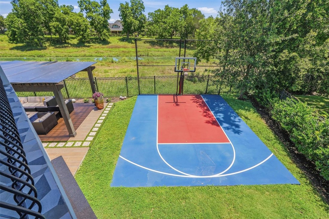 House in Sugar Land, Texas, United States 4 - 18041882