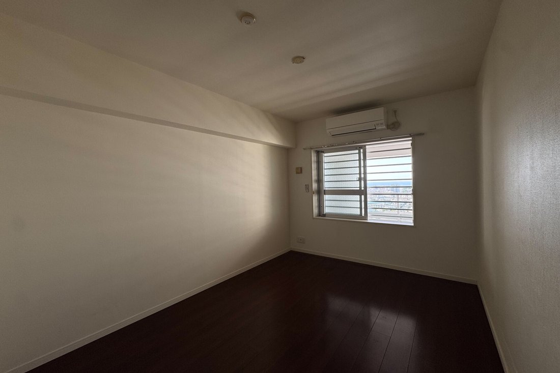 Condo in Chatan, Okinawa, Japan 4 - 18044674