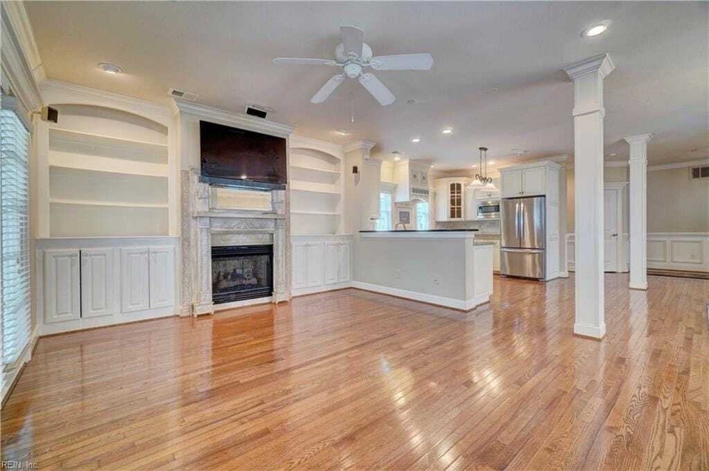 Condo in Virginia Beach, Virginia, United States 3 - 18040775