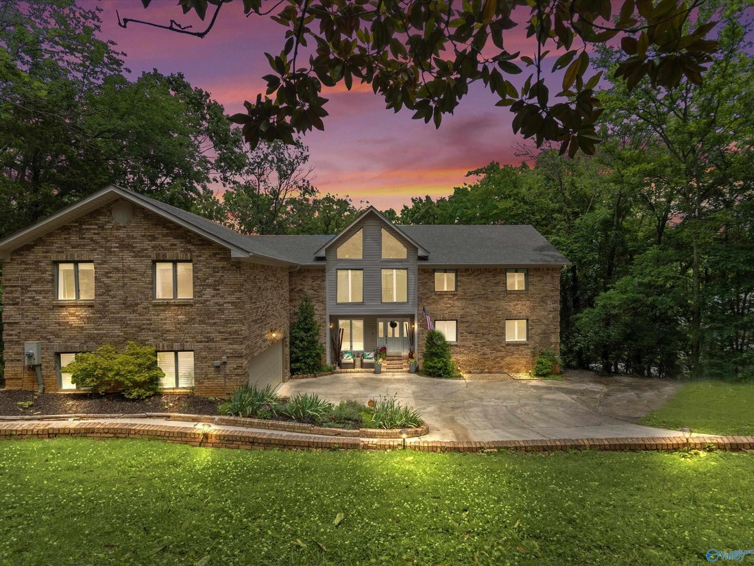 House in Redstone Arsenal, Alabama, United States 1 - 18036365