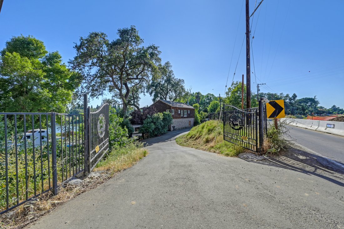 House in Sacramento, California, United States 4 - 18042455
