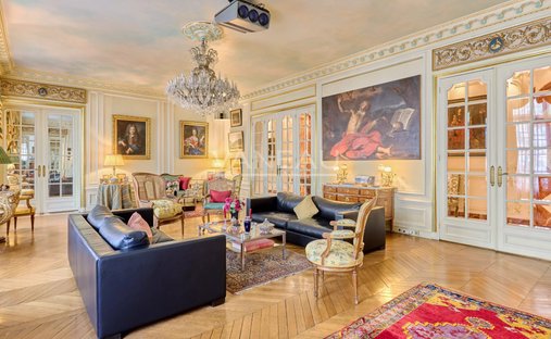 Apartment in Porte Dauphine, Paris 16e Arrondissement, Paris 1