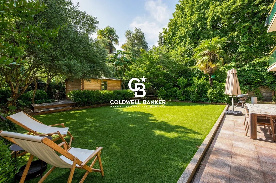 House in Saint James-Général Koenig, Neuilly-sur-Seine, France 2 - 18042749