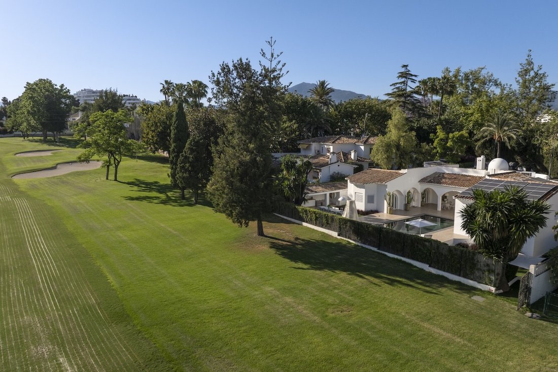 Villa in Marbella, Andalusia, Spain 2 - 18044543