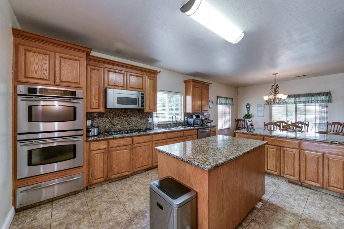 House in Chowchilla, California, United States 5 - 18040402