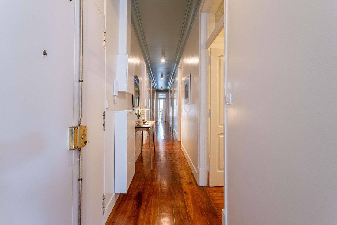 Apartment in Santo Antonio, Lisbon, Portugal 2 - 18038510