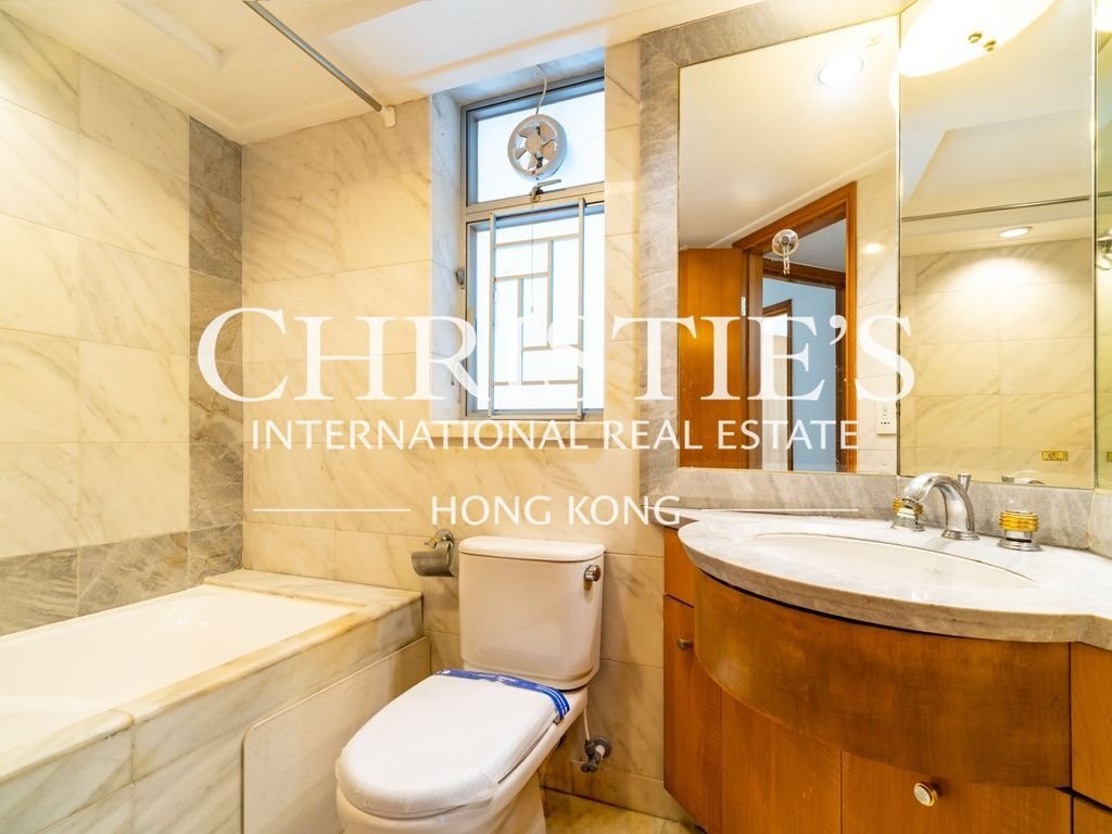 Apartment in Hong Kong, Hong Kong 5 - 18050486