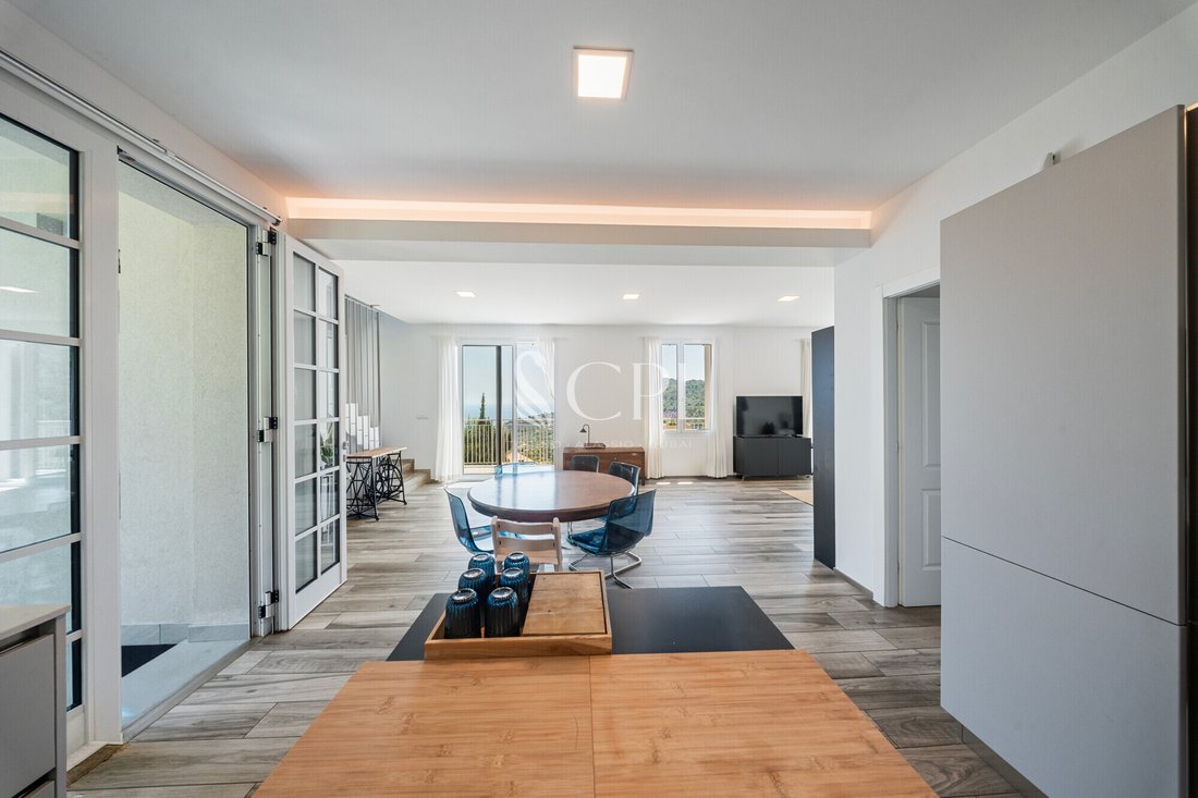 Villa in Center, Alassio, Italy 2 - 18050043