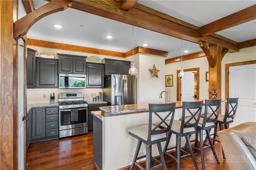 Condo in Boone, North Carolina, United States 5 - 18036171