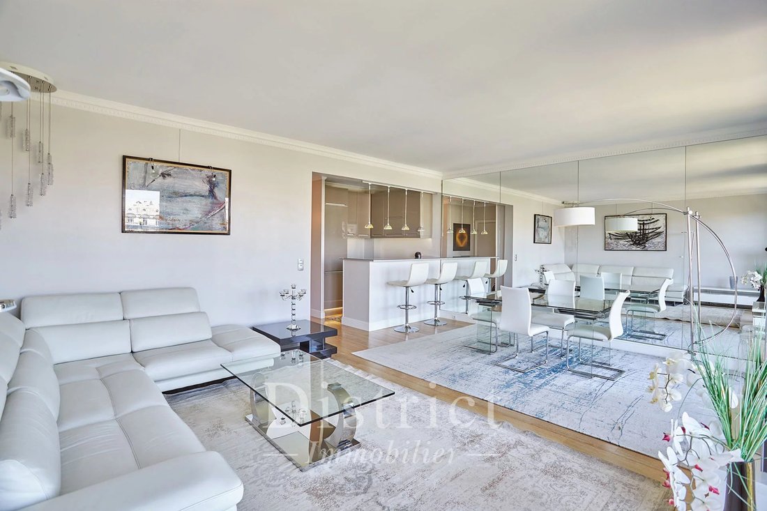 Apartment in Porte Dauphine, Paris 16e Arrondissement, Paris 3 - 12034345