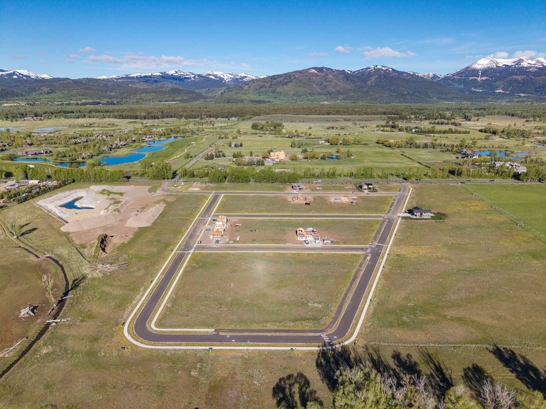 Land in Jackson, Wyoming, United States 5 - 18044499