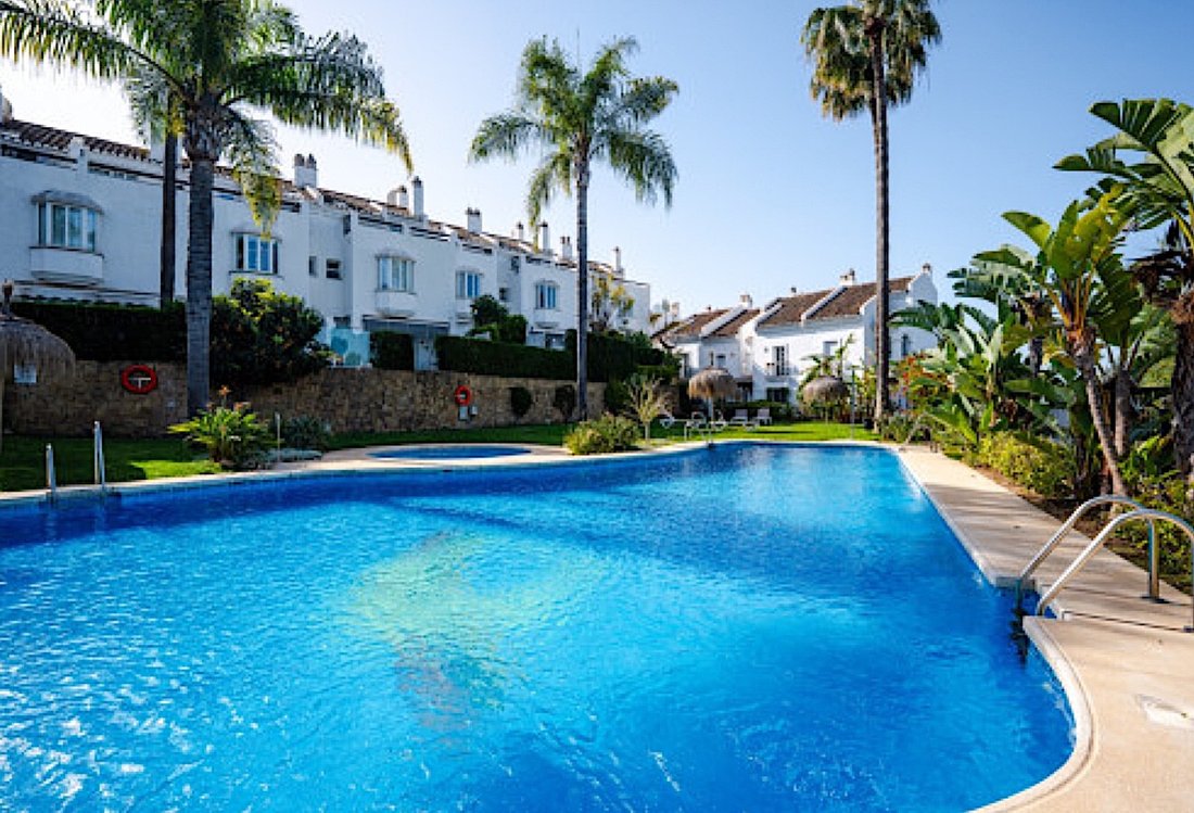 Townhouse in Marbella, Andalusia, Spain 4 - 18044480