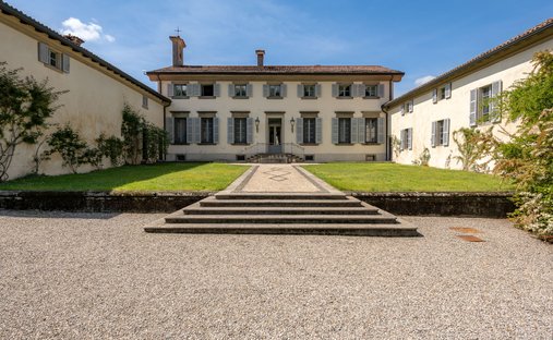 Townhouse in Camerlata-Breccia-Prestino, Como, Lombardy 1