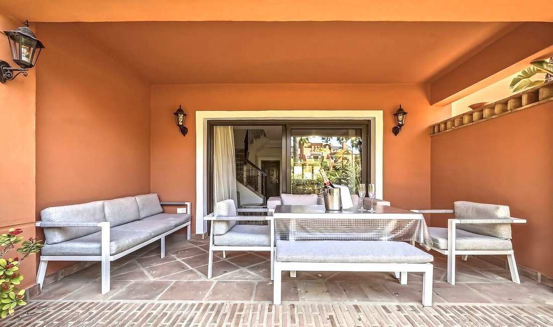 Townhouse in Marbella, Andalusia, Spain 4 - 18044521