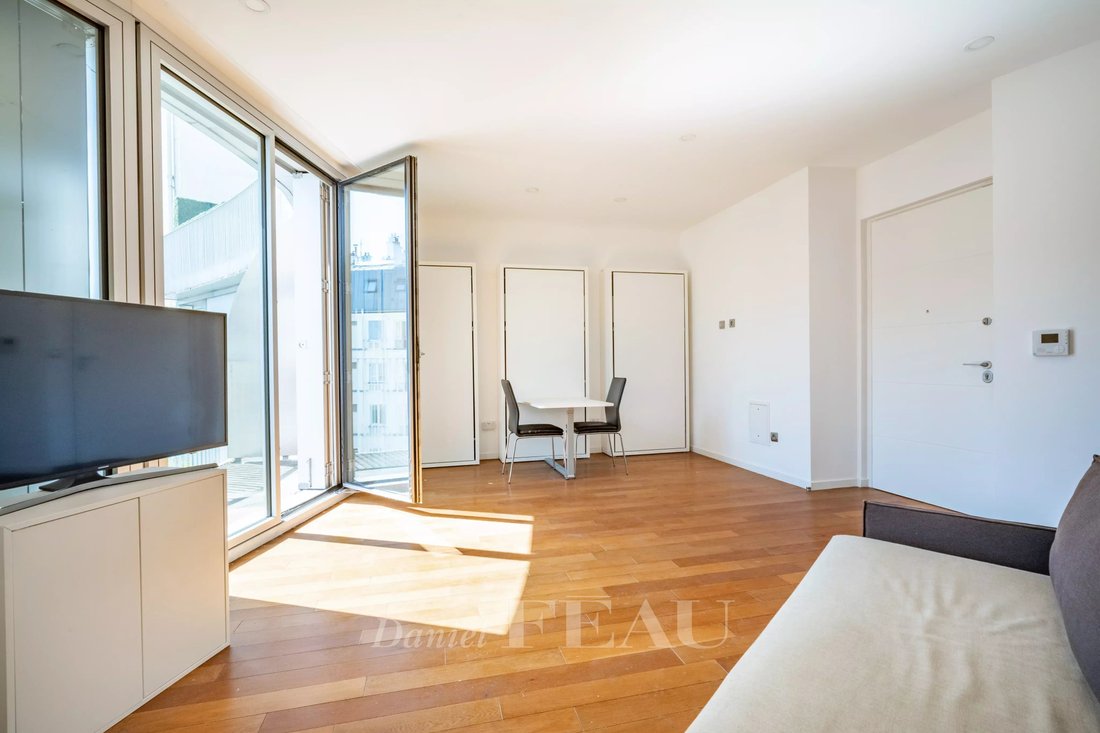 Apartment in Saint Gervais, Paris 4e Arrondissement, Paris 2 - 18038295