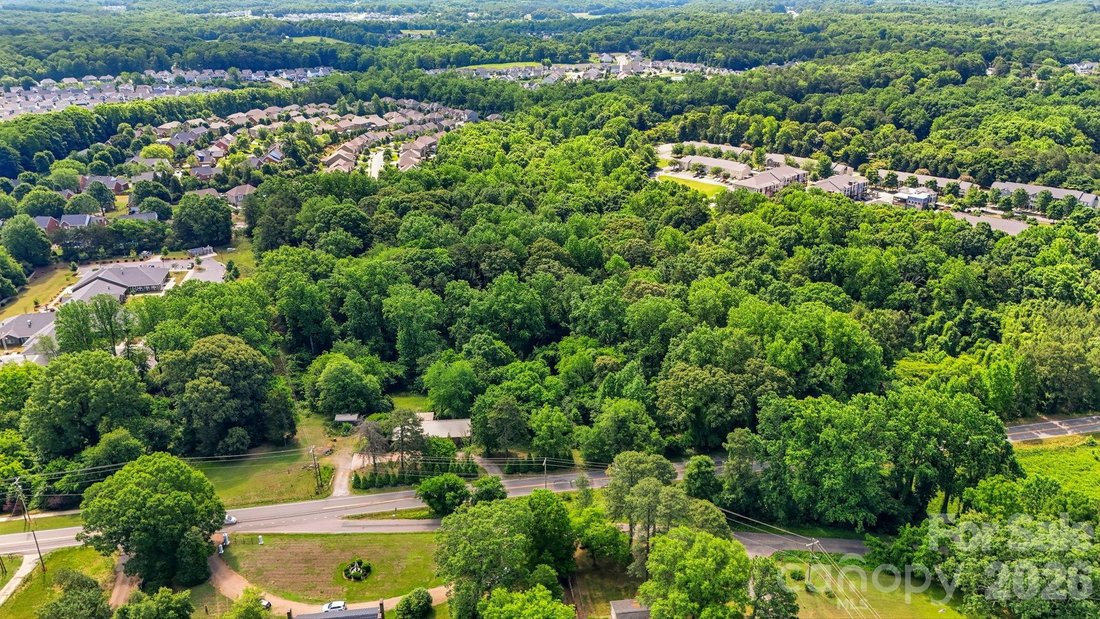 Land in Mooresville, North Carolina, United States 3 - 18047537