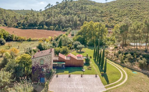 Casa de Campo en Borrassá, Cataluña, España 1