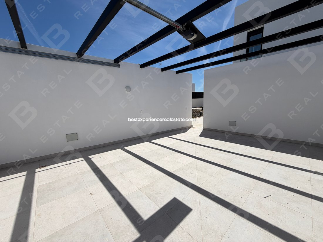 House in Sant Jordi de ses Salines, Sant Josep de sa Talaia, Balearic Islands 2 - 18040314