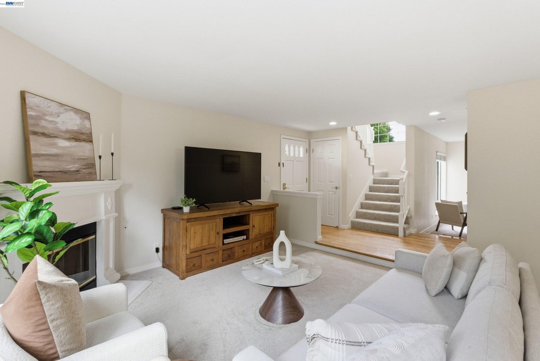 Townhouse in San Ramon, California, United States 4 - 18041519
