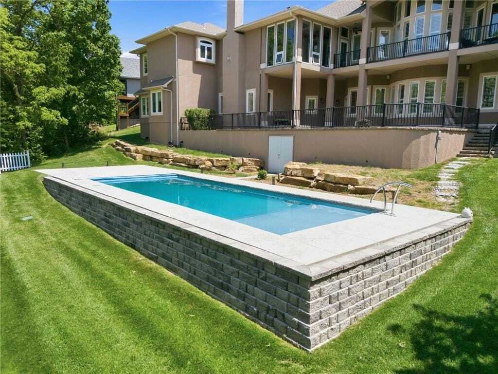 House in Parkville, Missouri, United States 2 - 18049389
