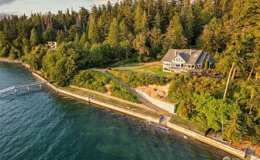 House in Freeland, Washington, United States 1