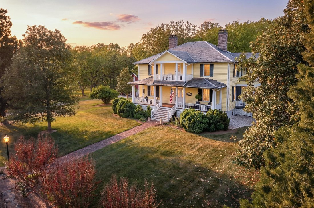 House in Lake Monticello, Virginia, United States 2 - 18035964