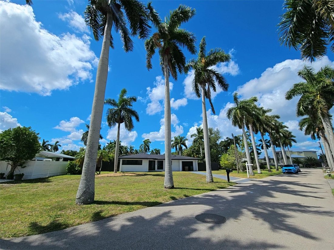 House in Cape Coral, Florida, United States 1 - 18049875