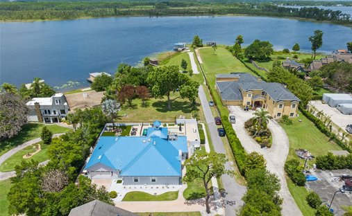 House in Eatonville, Florida, United States 1