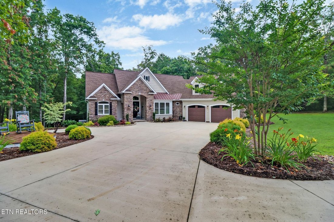House in Jamestown, Tennessee, United States 3 - 17402688