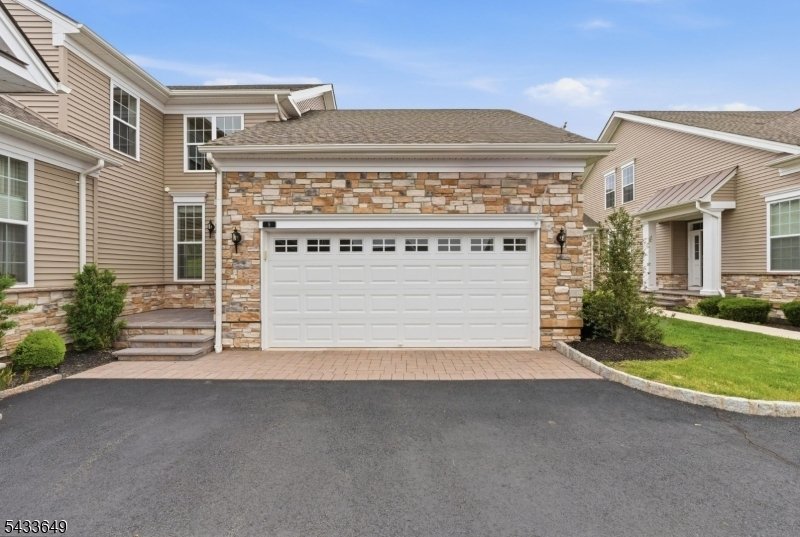 Condo in Readington Twp., New Jersey, United States 4 - 18045504