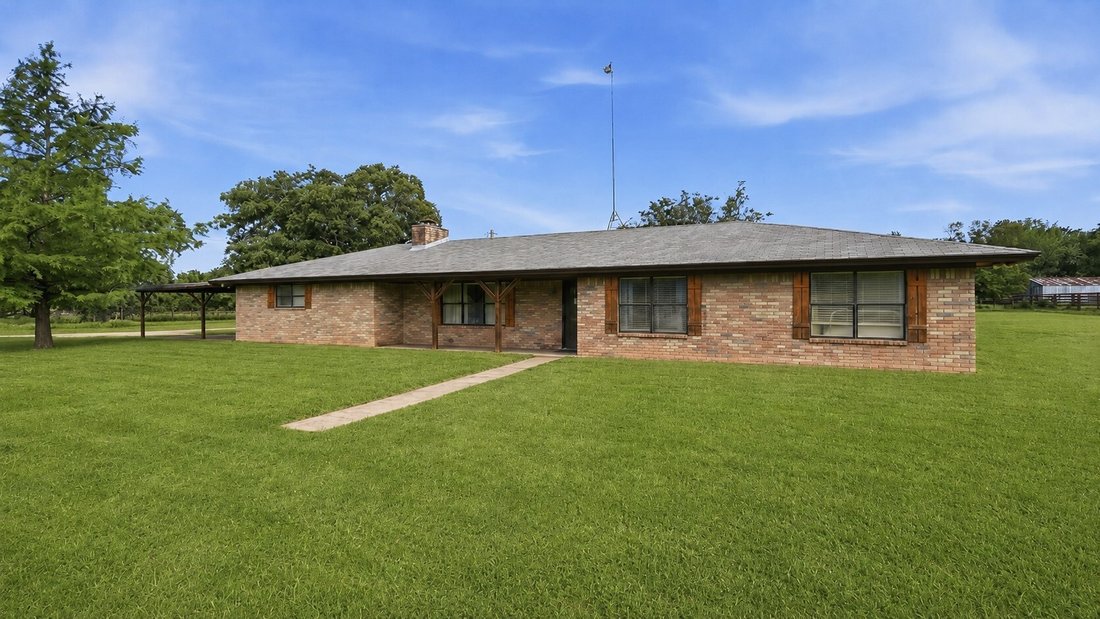 Farm Ranch in Milano, Texas, United States 4 - 18045414
