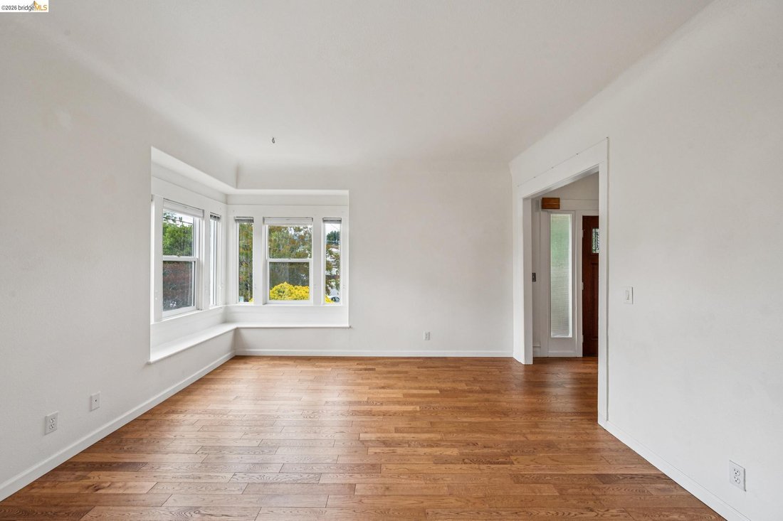 Andere in Oakland, Kalifornien, Vereinigte Staaten 5 - 18041503