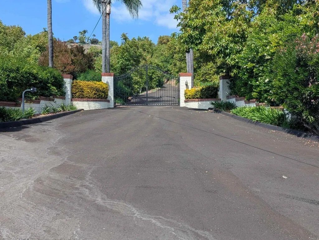 House in Escondido, California, United States 2 - 17946433
