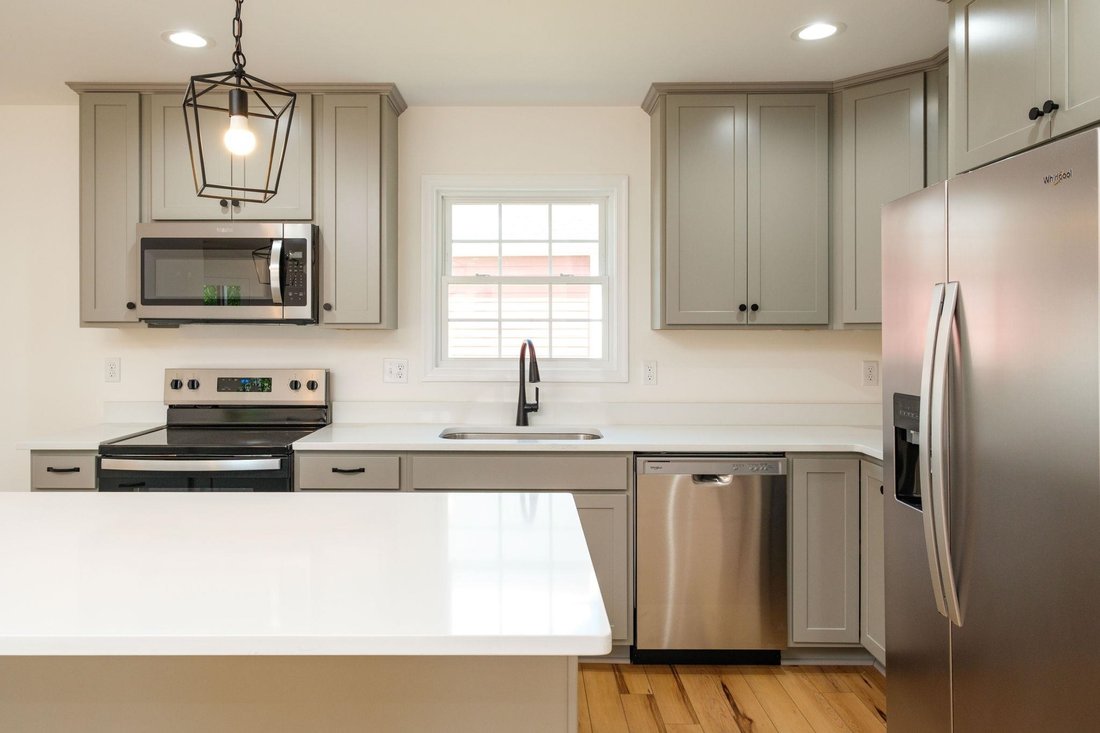House in Fishersville, Virginia, United States 4 - 18036031