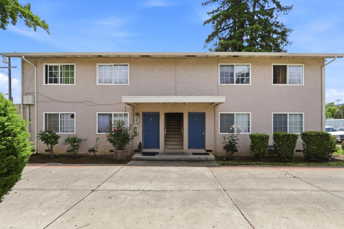 San Jose, California, United States 1 - 18041511
