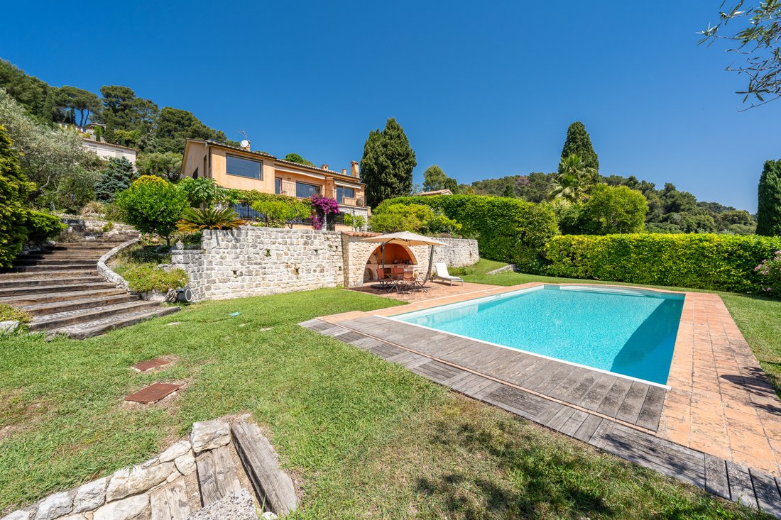 Villa in Centre du Village, La Colle-sur-Loup, France 3 - 18037301
