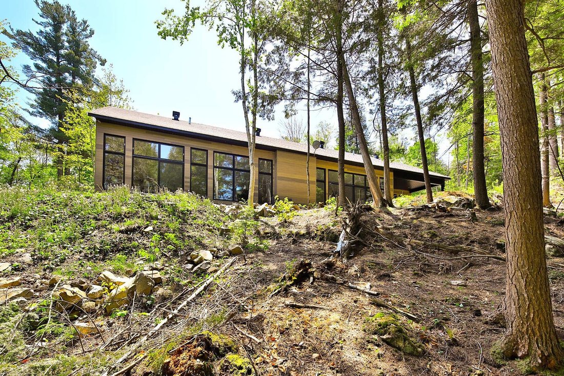 House in Gore, Quebec, Canada 5 - 16394028