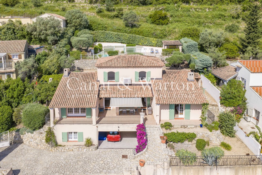 Villa in Solliès-Ville, Provence-Alpes-Côte d'Azur, France 2 - 18041773