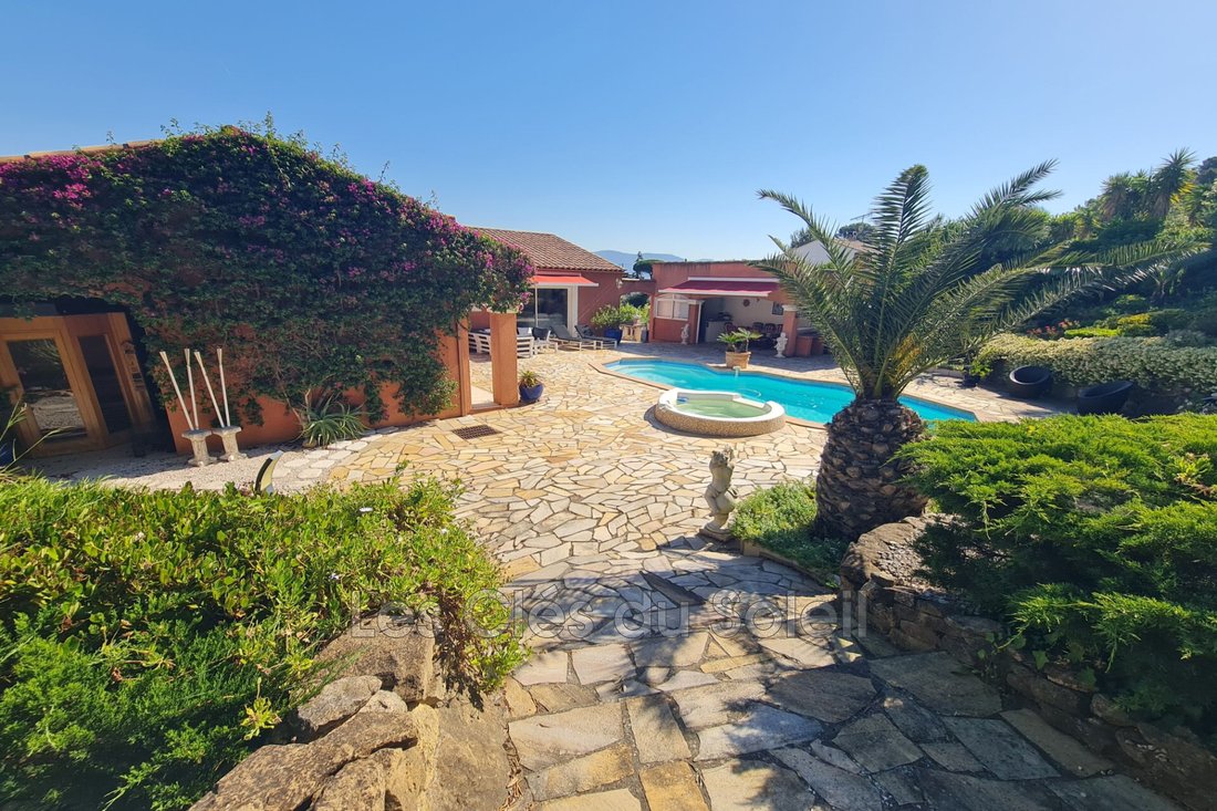 Villa in Centre Ville - Peyron, La Seyne-sur-Mer, France 3 - 17220556