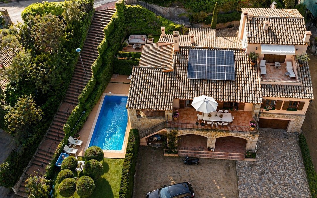 Villa in Llafranc, Palafrugell, Catalonia 1 - 18047285